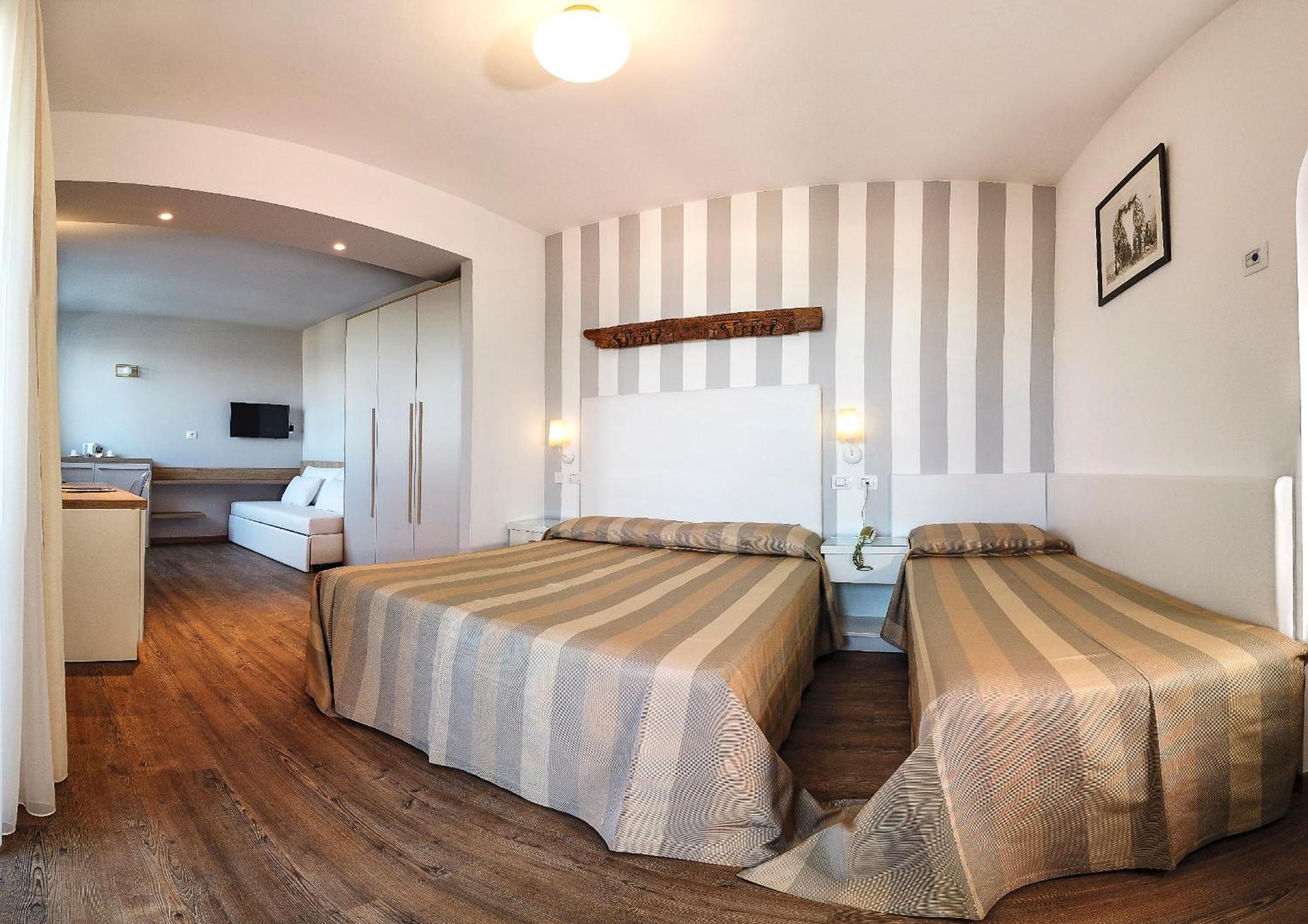 Derby Exclusive 4* Milano Marittima