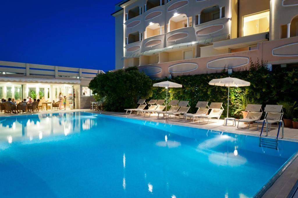 Derby Exclusive 4* Milano Marittima